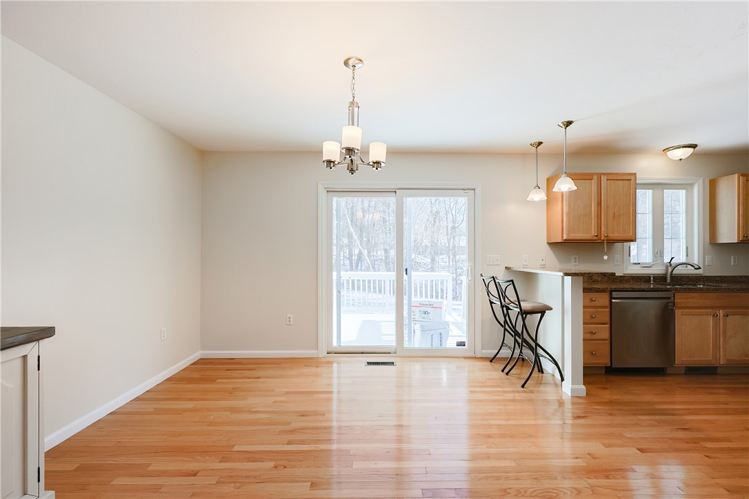 37 Berm Drive Cumberland, RI 02864 - Photo 8 of 28