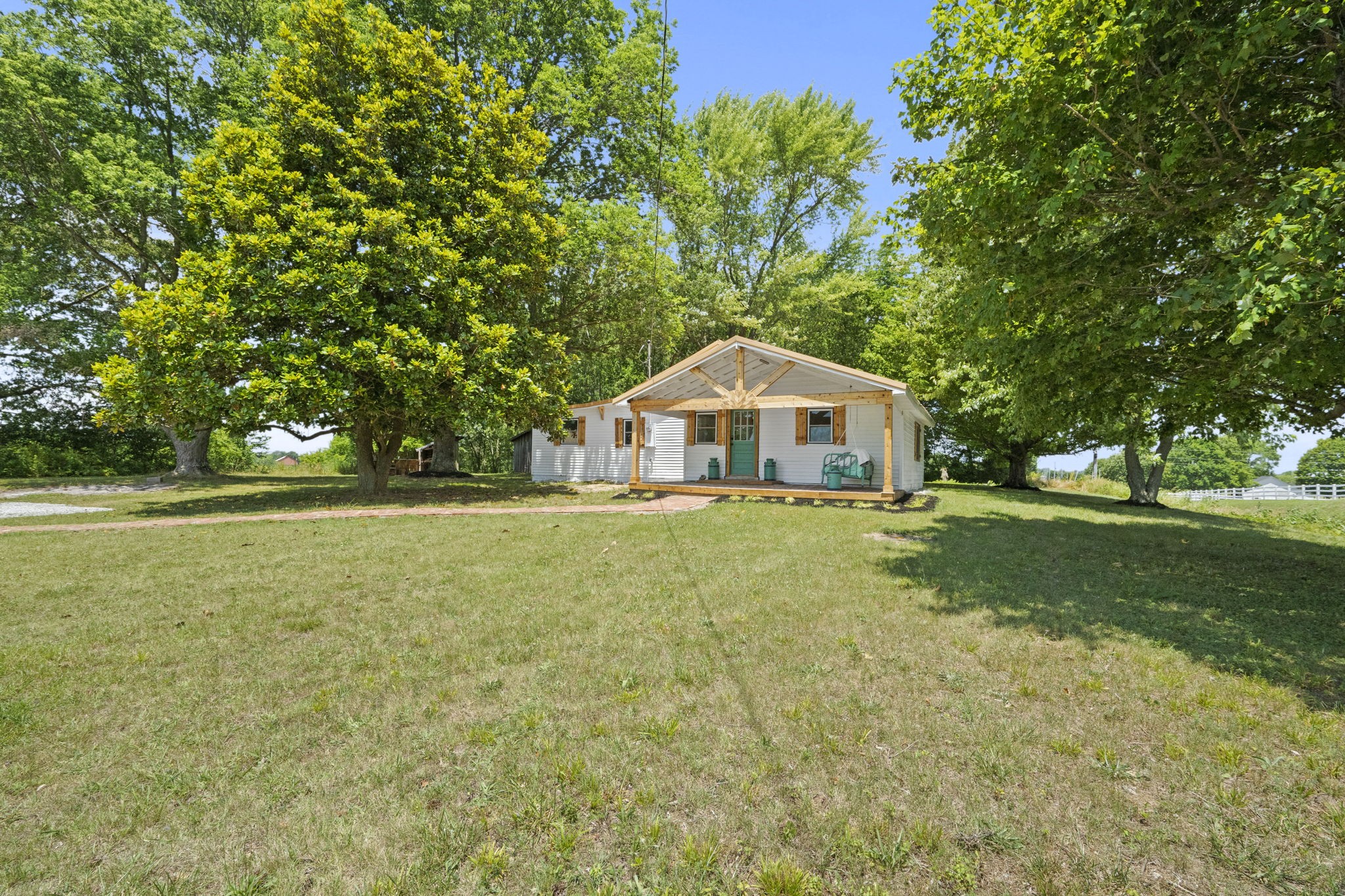4315 Dot Road Springfield, TN 37172 - Photo 54 of 56 a house view with garden space