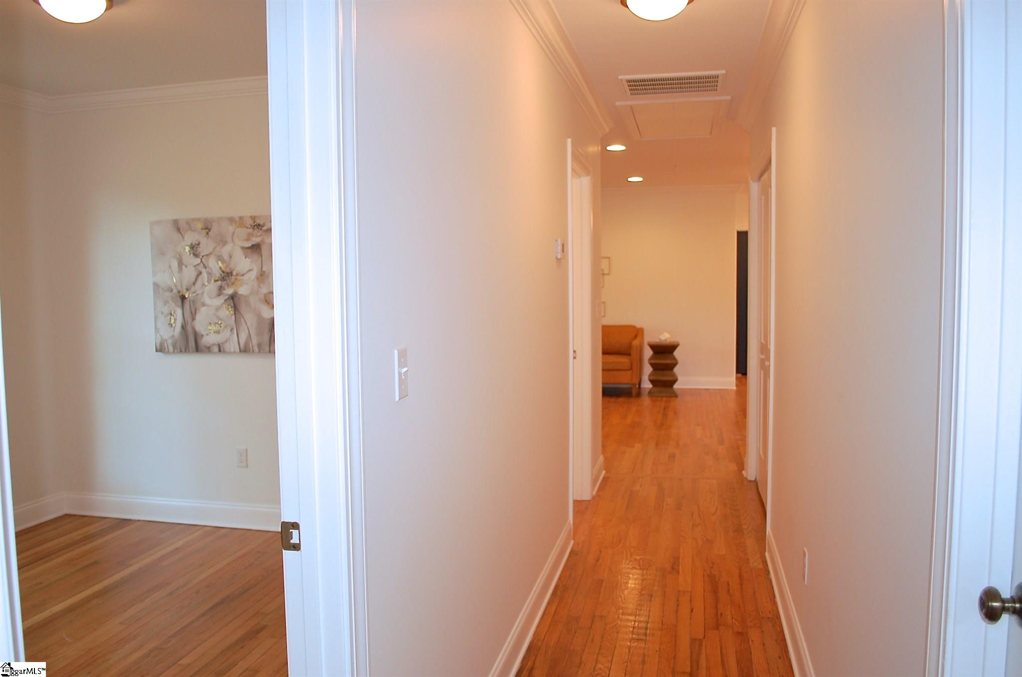 14 Batesview Drive Greenville, SC 29607 - Photo 34 of 35 Gallery Image 34
