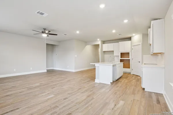 $395,990 | 9318 Quail Crst Drive, Schertz, TX 78154