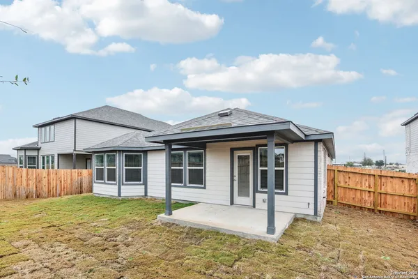 $395,990 | 9318 Quail Crst Drive, Schertz, TX 78154