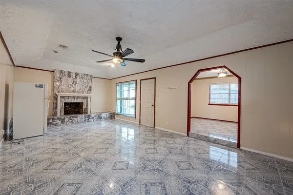 $1,900 | 9318 Benning Drive, Houston, TX 77031