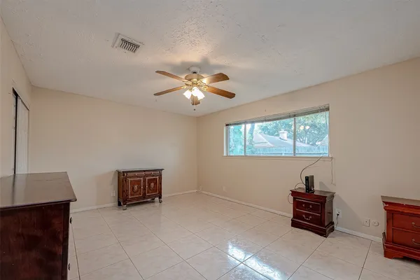 $1,900 | 9318 Benning Drive, Houston, TX 77031