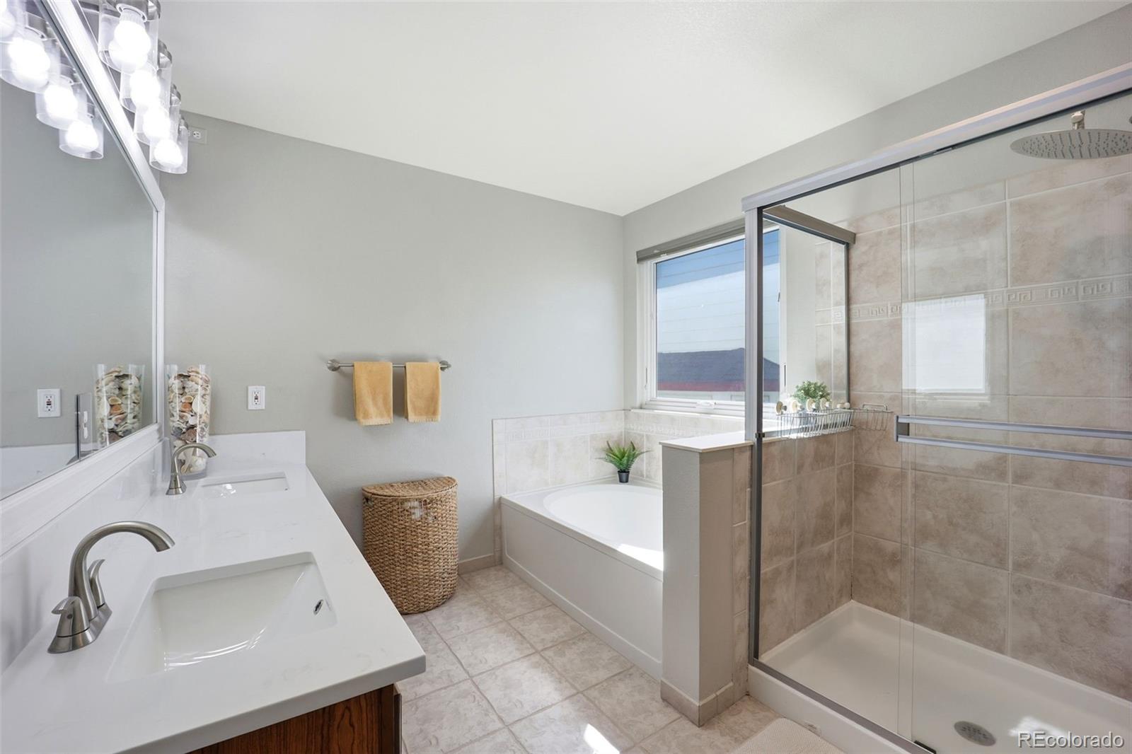 7703 Rampart Way Littleton, CO 80125 - Photo 26 of 49