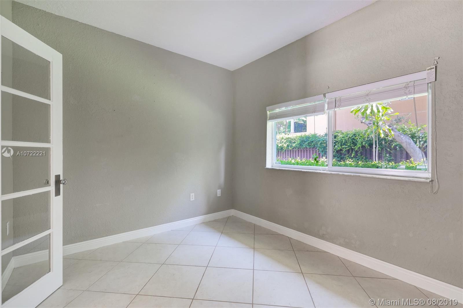 5495 Southwest 68th Avenue Miami, FL 33155 - Photo 22 of 35