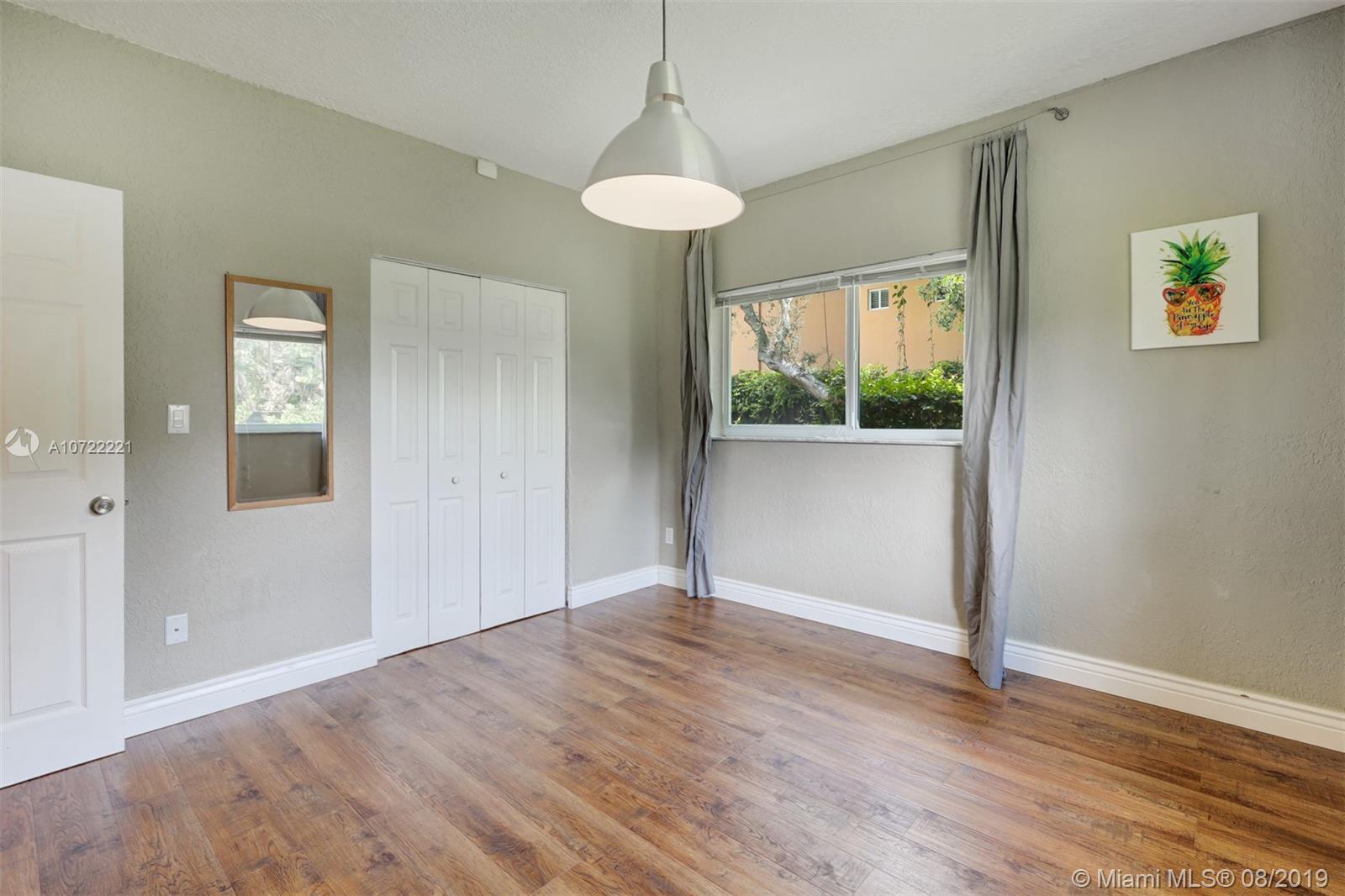 5495 Southwest 68th Avenue Miami, FL 33155 - Photo 25 of 35