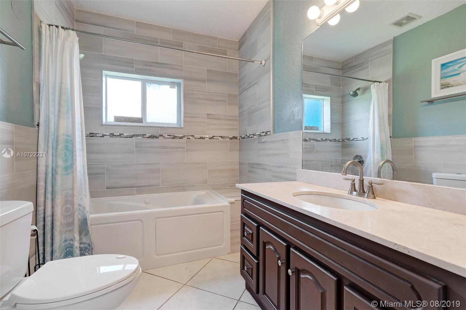 5495 Southwest 68th Avenue Miami, FL 33155 - Photo 26 of 35
