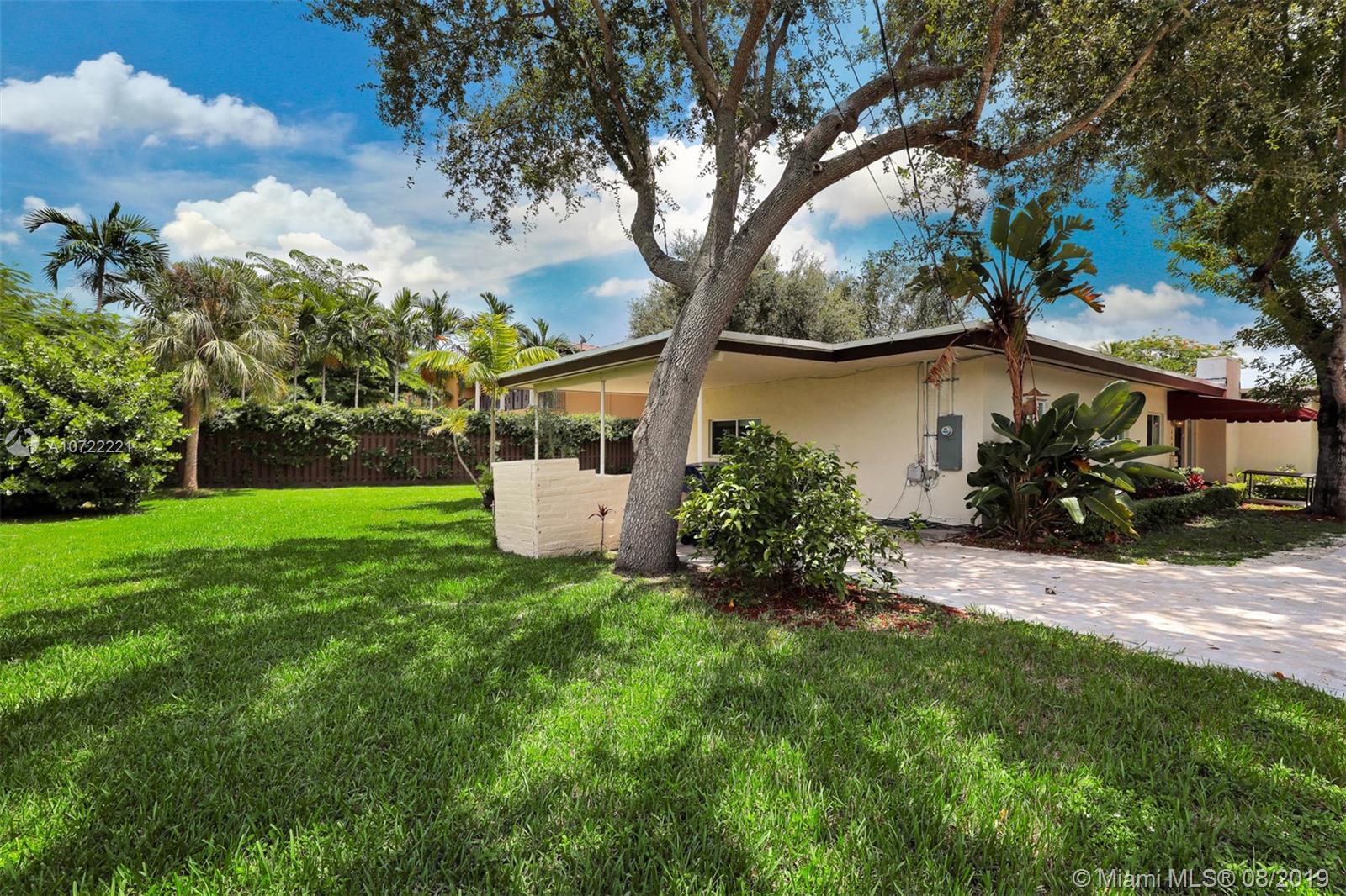 5495 Southwest 68th Avenue Miami, FL 33155 - Photo 28 of 35