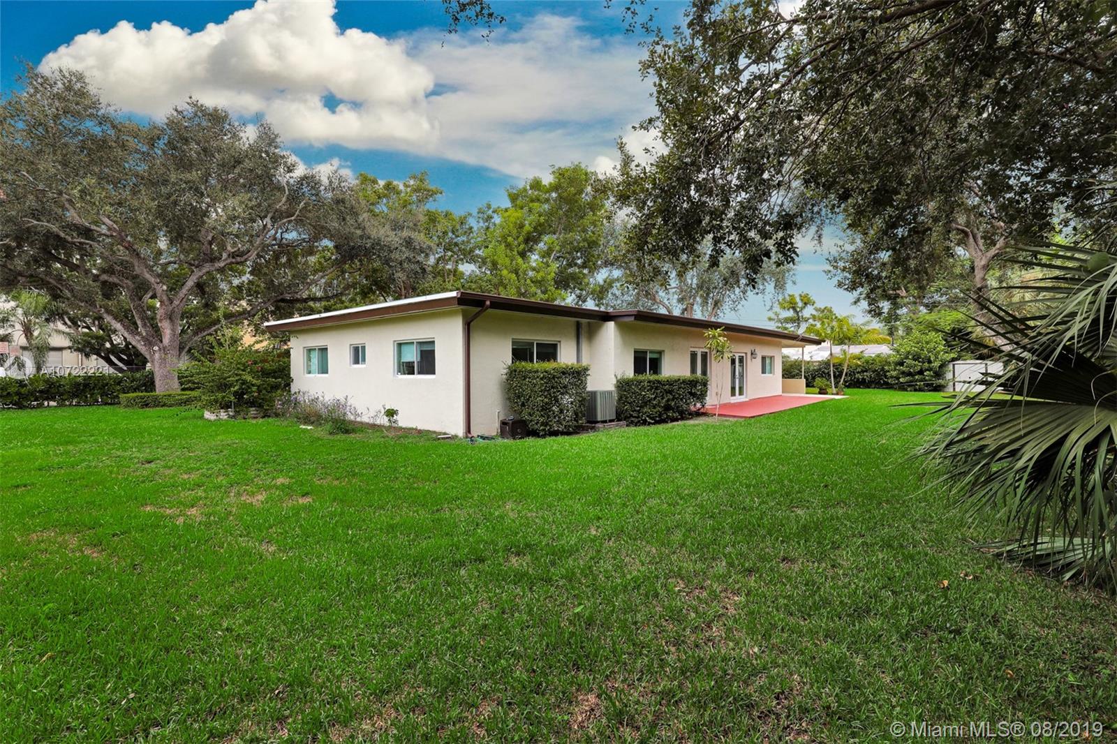 5495 Southwest 68th Avenue Miami, FL 33155 - Photo 31 of 35