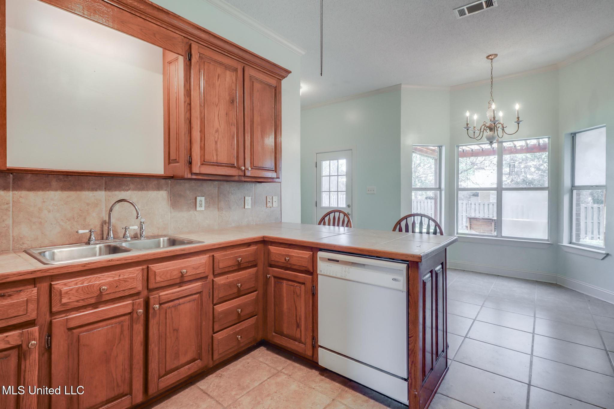 478 Channel Mark Drive Biloxi, MS 39531 - Photo 14 of 30 13