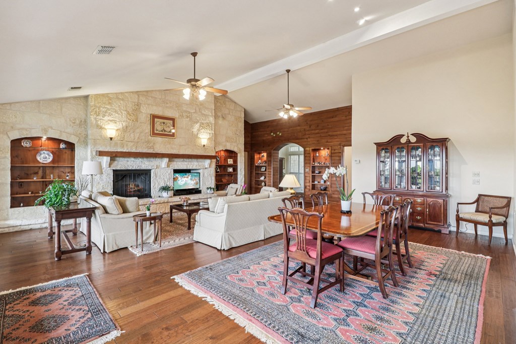 1904 Summit Ridge Drive Kerrville, TX 78028 - Photo 15 of 67