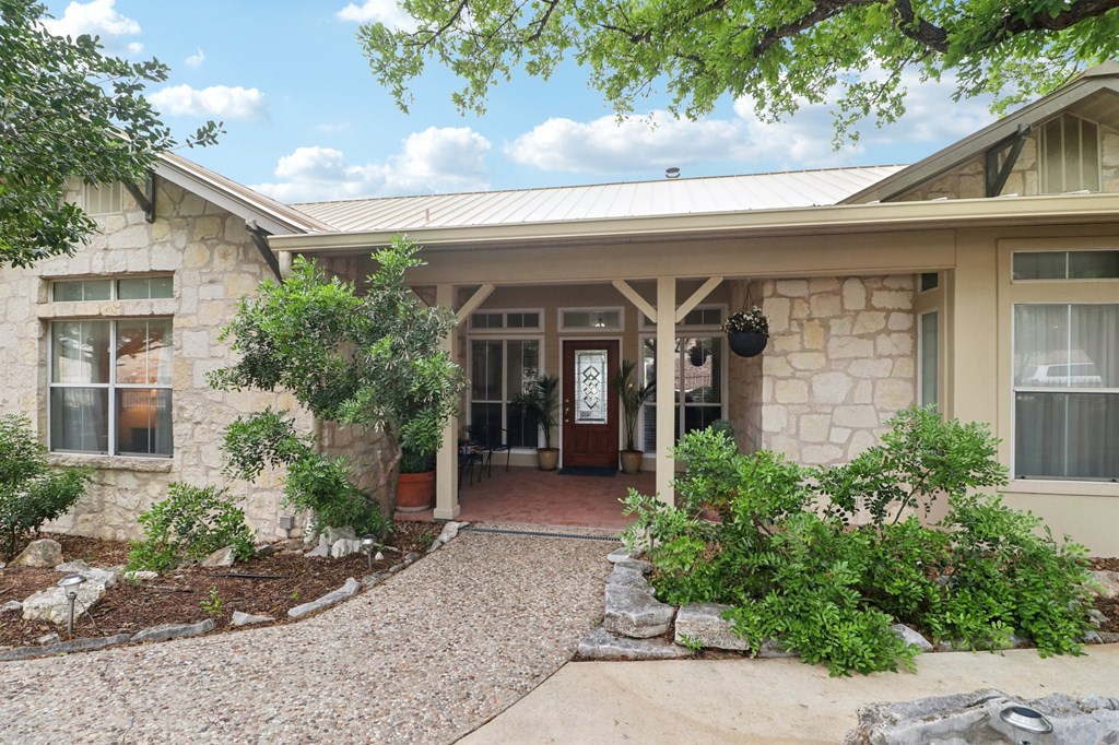 1904 Summit Ridge Drive Kerrville, TX 78028 - Photo 3 of 67