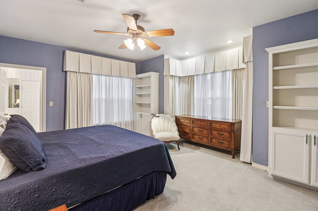 1904 Summit Ridge Drive Kerrville, TX 78028 - Photo 32 of 67