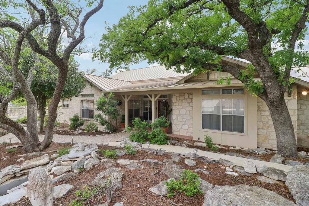 1904 Summit Ridge Drive Kerrville, TX 78028 - Photo 7 of 67