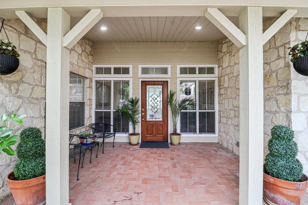 1904 Summit Ridge Drive Kerrville, TX 78028 - Photo 10 of 67
