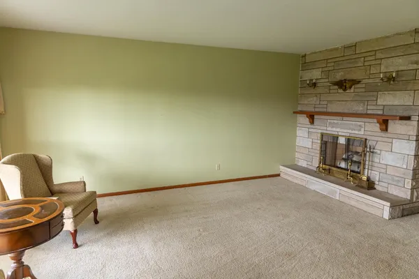 $337,500 | 10575 West State Road 256, Lexington, IN 47138