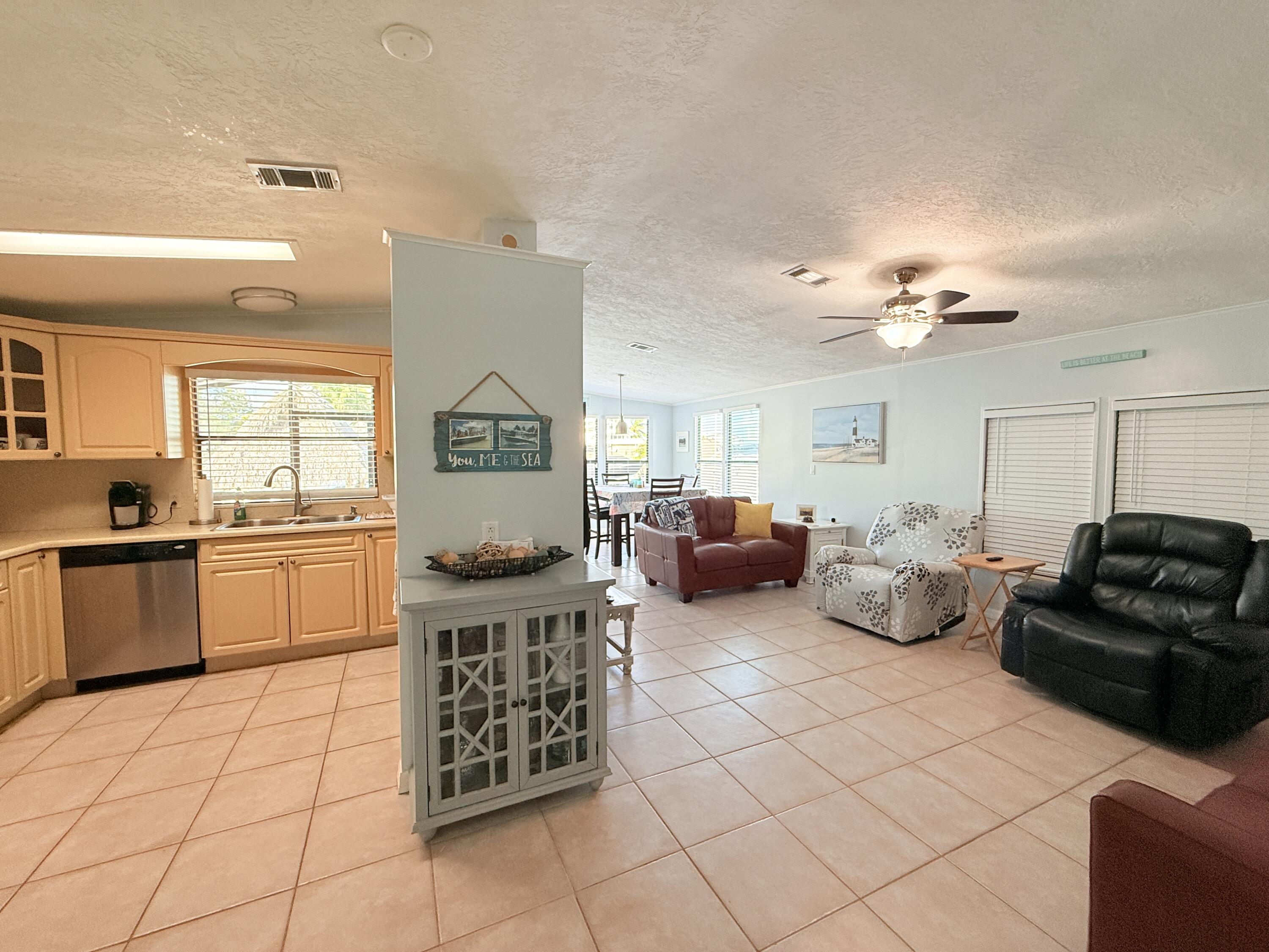 723 Boyd Drive Key Largo, FL 33037 - Photo 14 of 56 a living room with furniture