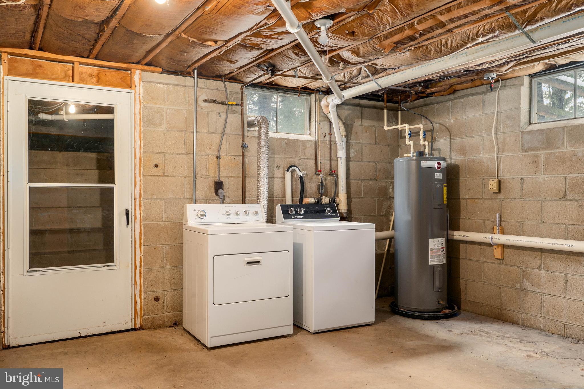 900 New Bridge Road Rising Sun, MD 21911 - Photo 22 of 29 a utility room with dryer and washer