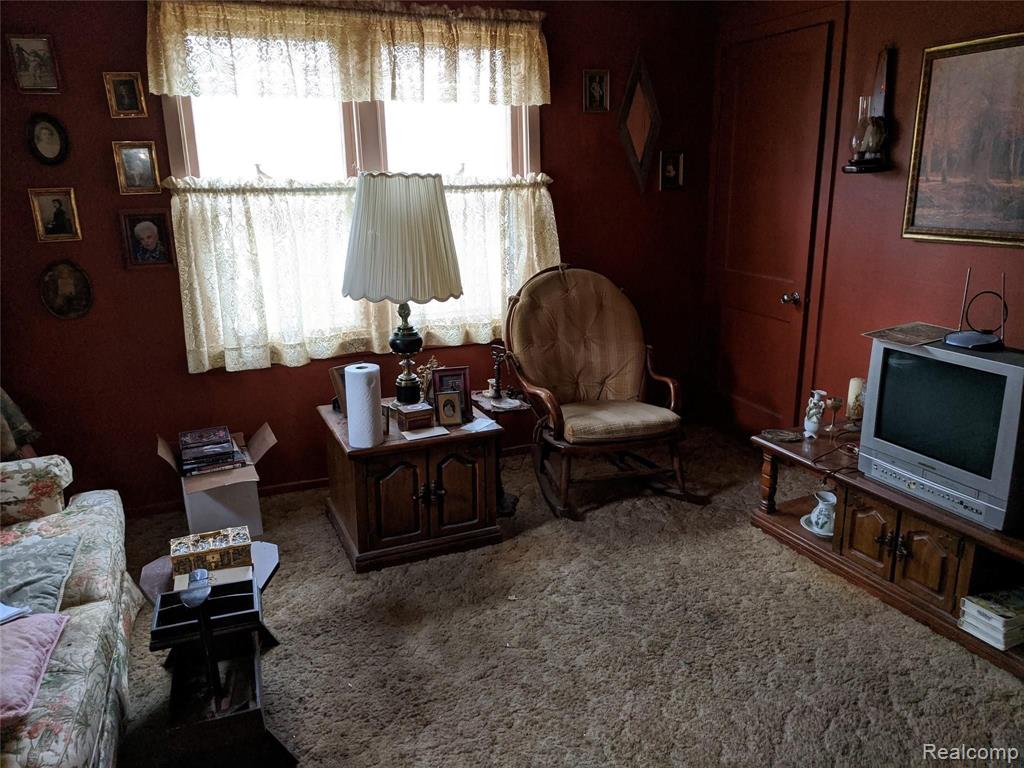 21419 Power Road Farmington Hills, MI 48336 - Photo 3 of 12