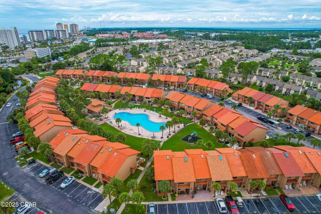 $425,000 | 246 Grande Island Boulevard, Panama City Beach, FL 32407