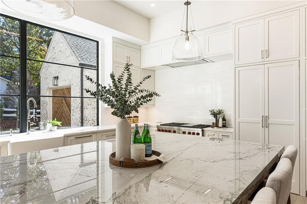 141 N Trace Alpharetta, GA 30009 - Photo 26 of 92