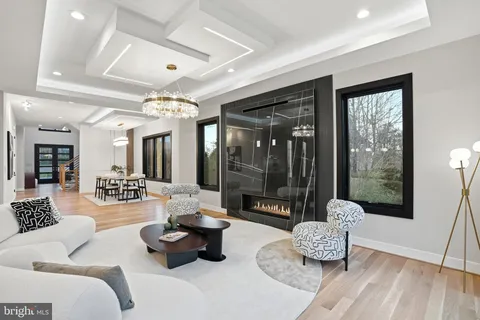 $2,995,000 | 1805 Franklin Avenue, McLean, VA 22101