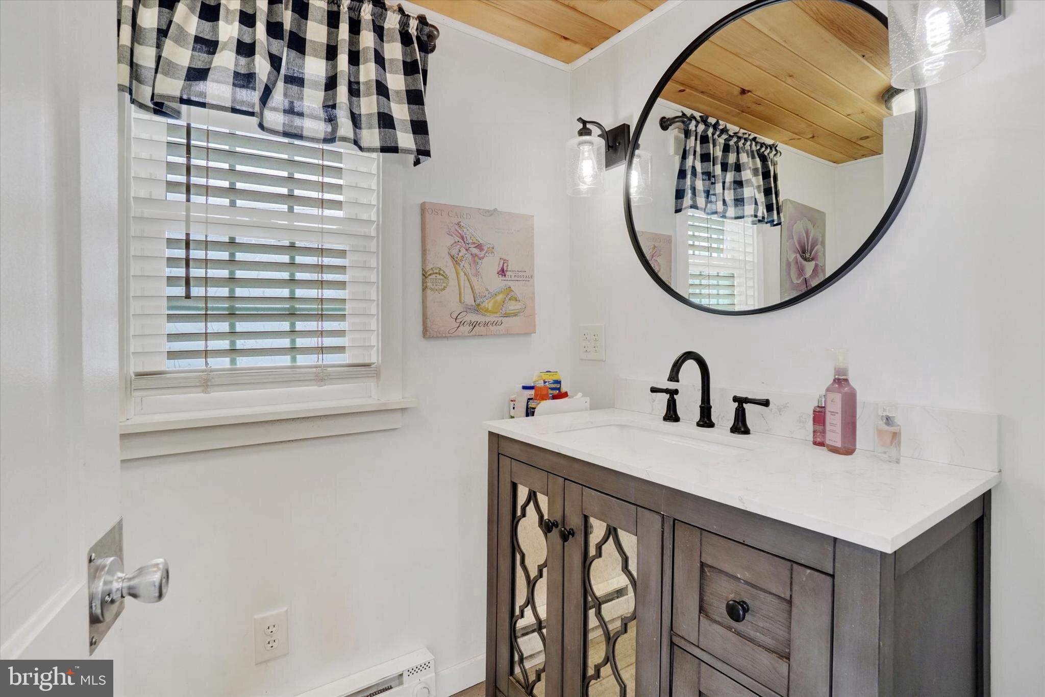 147 Maple Street Manchester, PA 17345 - Photo 14 of 52 Gallery Image 14