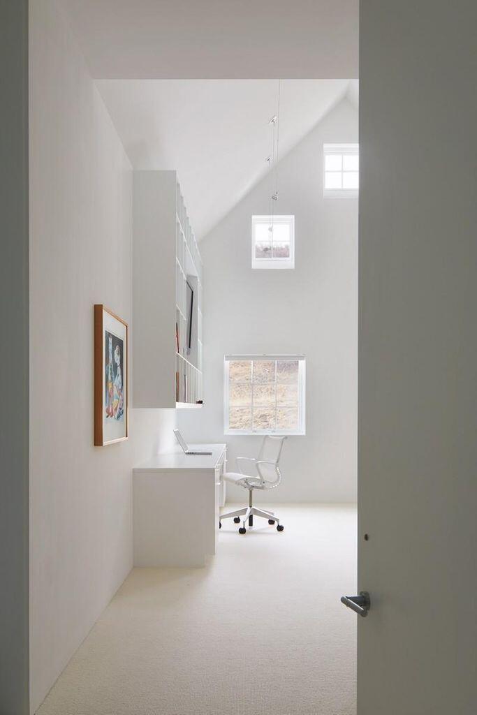 1068 Wilson Way Telluride, CO 81435 - Photo 27 of 40 a bathroom with a bathtub