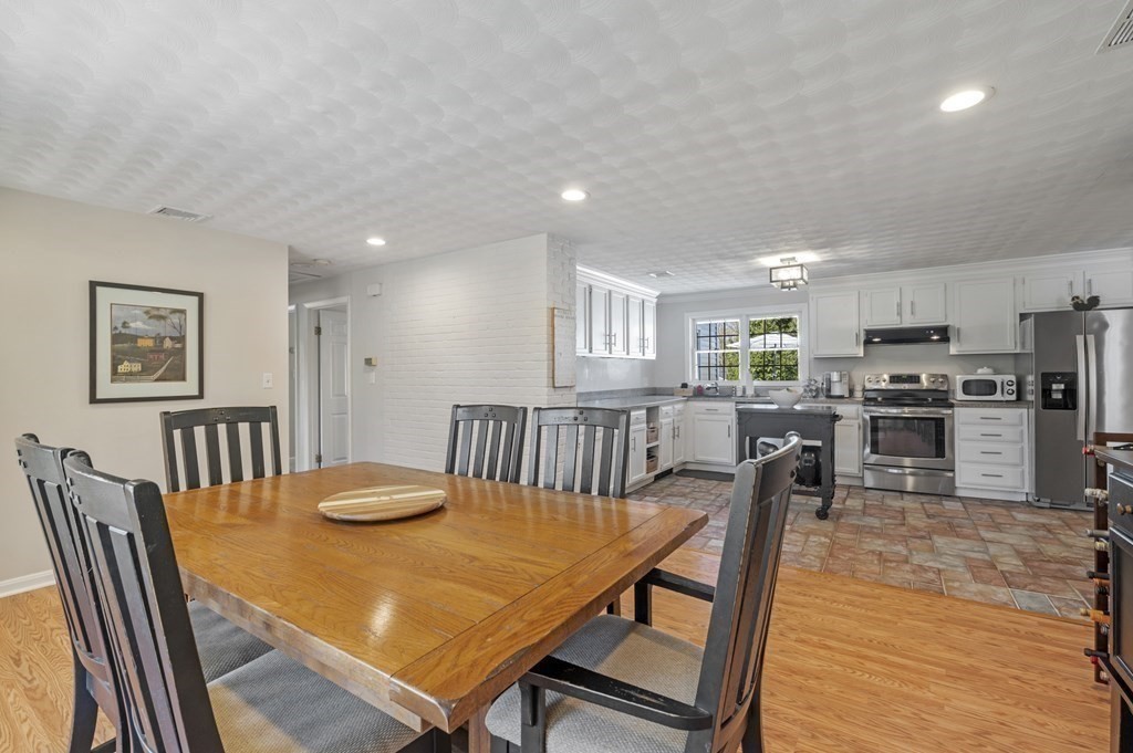 20 Tulane Road Danvers, MA 01923 - Photo 15 of 36 Gallery Image 15