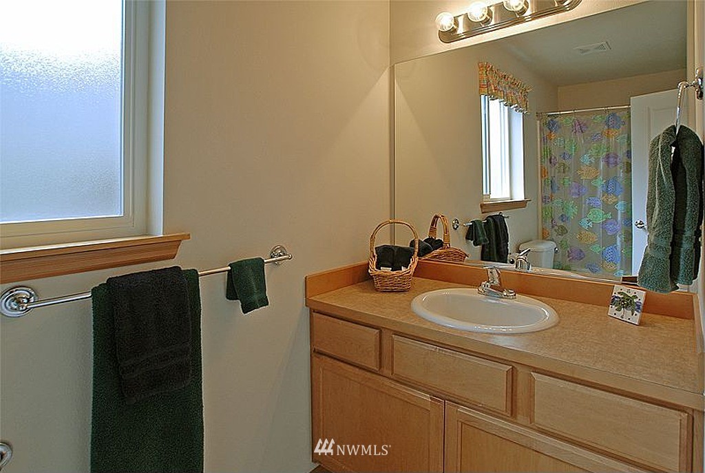 2102 241st Street Southwest Bothell, WA 98021 - Photo 12 of 18