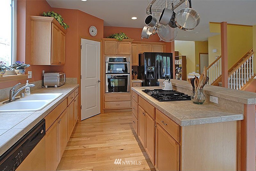2102 241st Street Southwest Bothell, WA 98021 - Photo 7 of 18