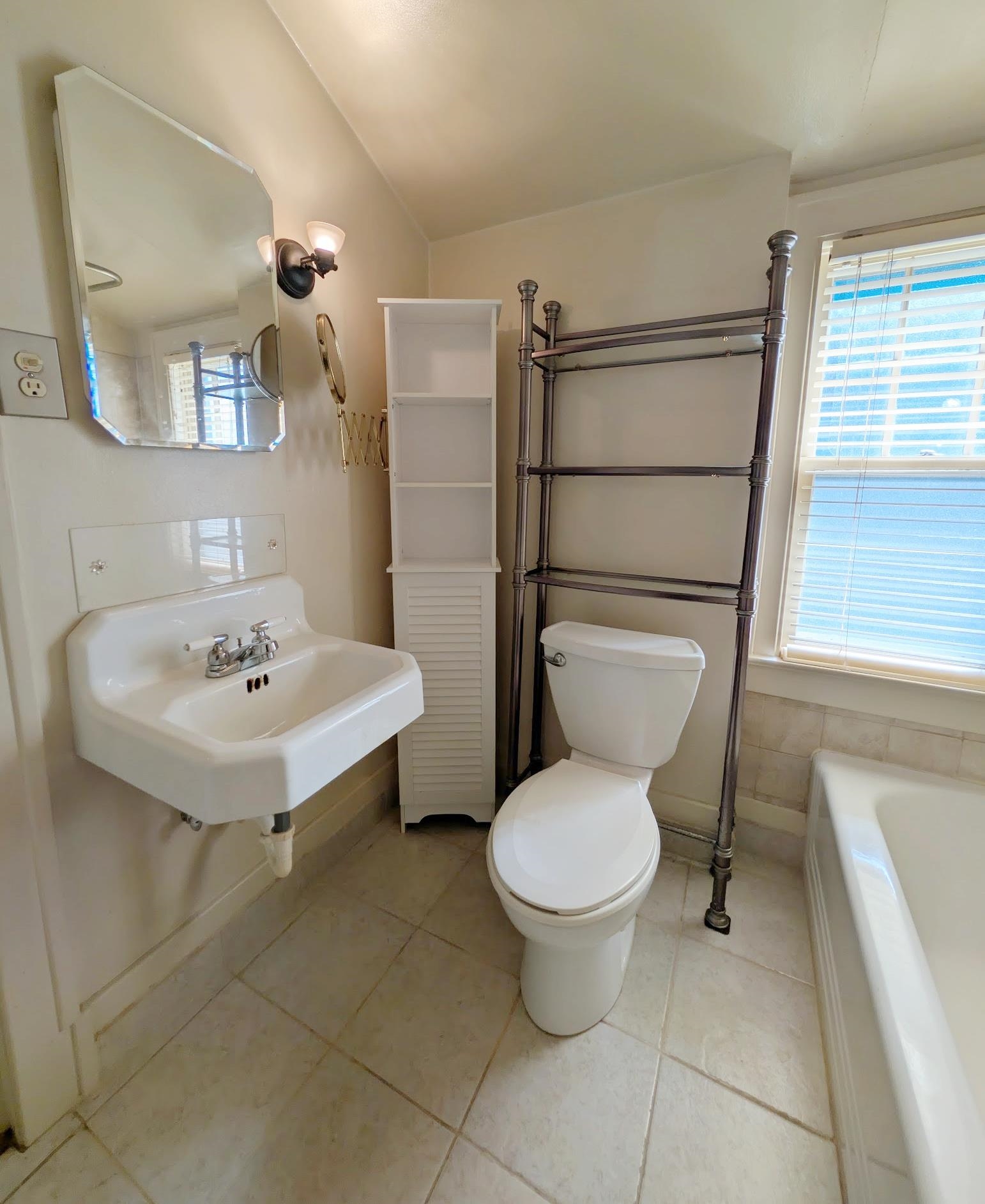 502 Dougherty Place Flint, MI 48504 - Photo 15 of 27