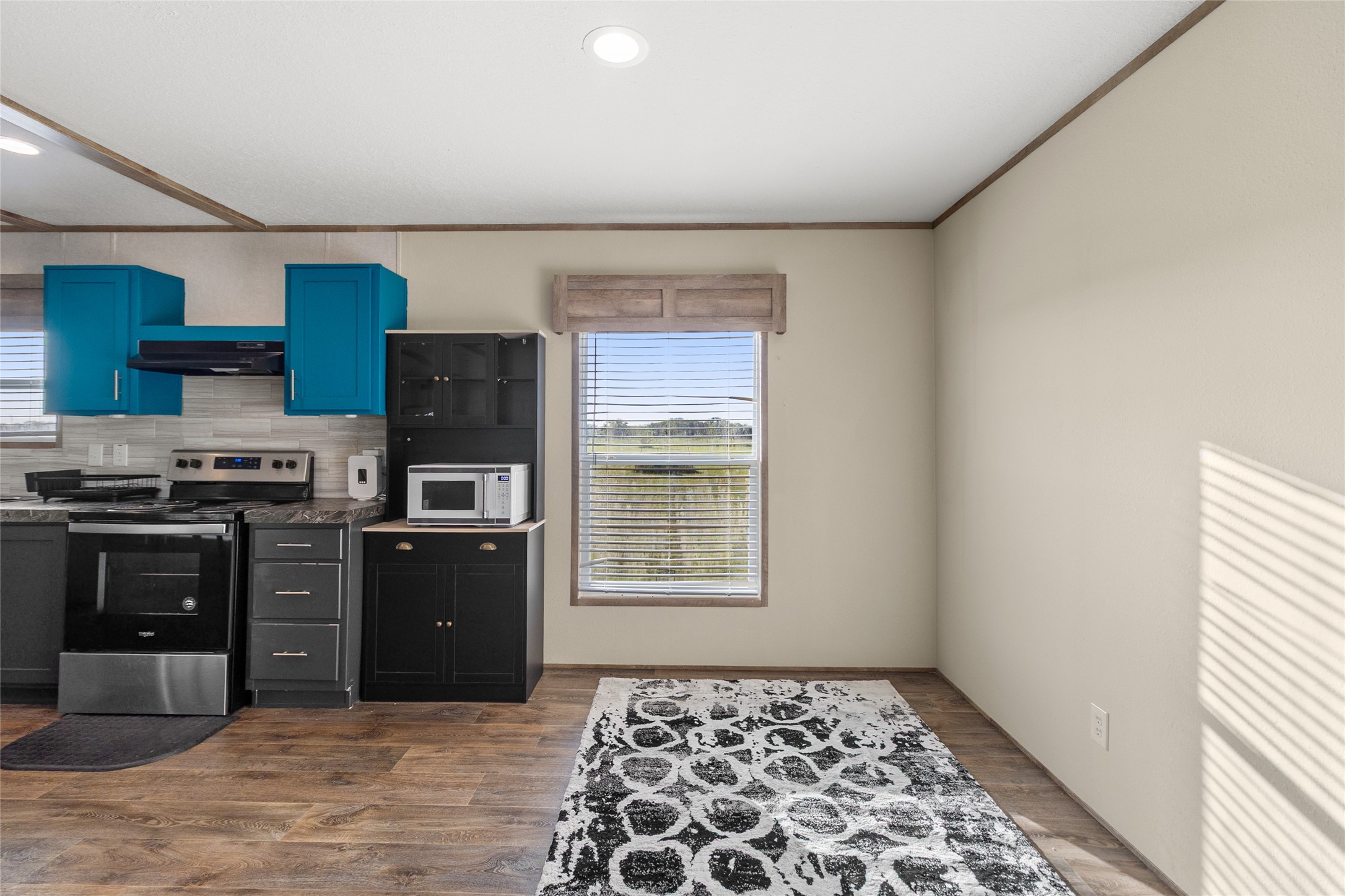 43 Ironwood Road Victoria, TX 77904 - Photo 7 of 21 a kitchen with stainless steel appliances granite countertop a stove a sink and a refrigerator