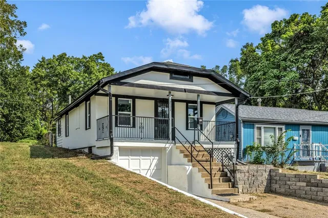 $159,900 | 2124 Lafayette Avenue, Kansas City, KS 66104