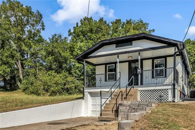 $159,900 | 2124 Lafayette Avenue, Kansas City, KS 66104