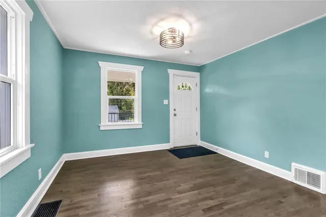 $159,900 | 2124 Lafayette Avenue, Kansas City, KS 66104