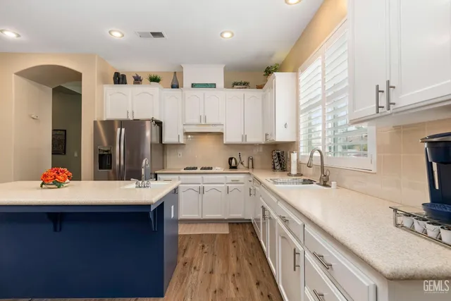 $529,900 | Undisclosed Address, Bakersfield, CA 93312