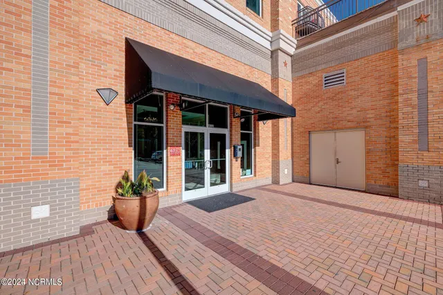 $1,550 | 6832 Main Street, Unit 224, Wilmington, NC 28405