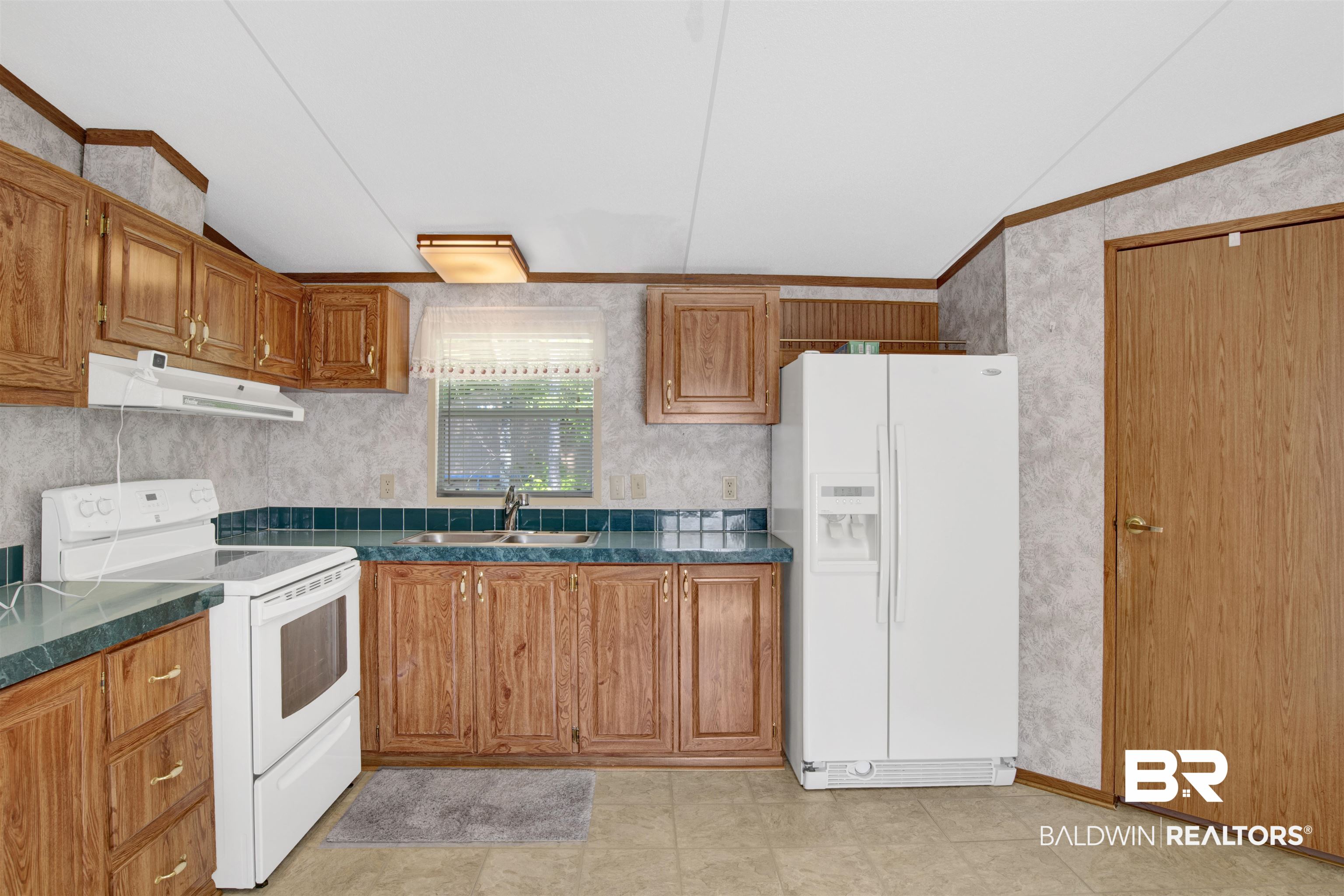 1133 Ridgewood Drive Lillian, AL 36549 - Photo 11 of 27