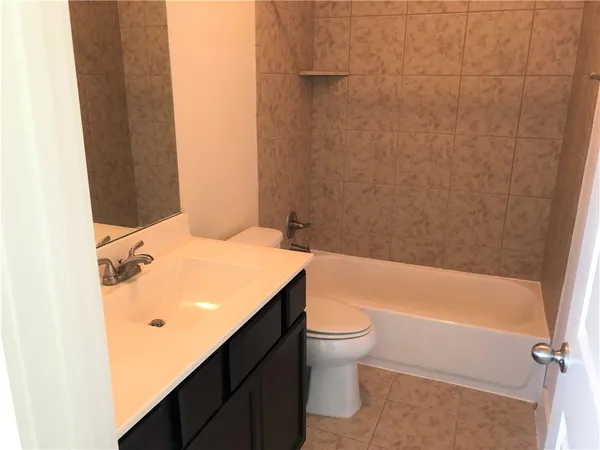 $1,350 | 2212 Creekside Lane, Unit A, Georgetown, TX 78626