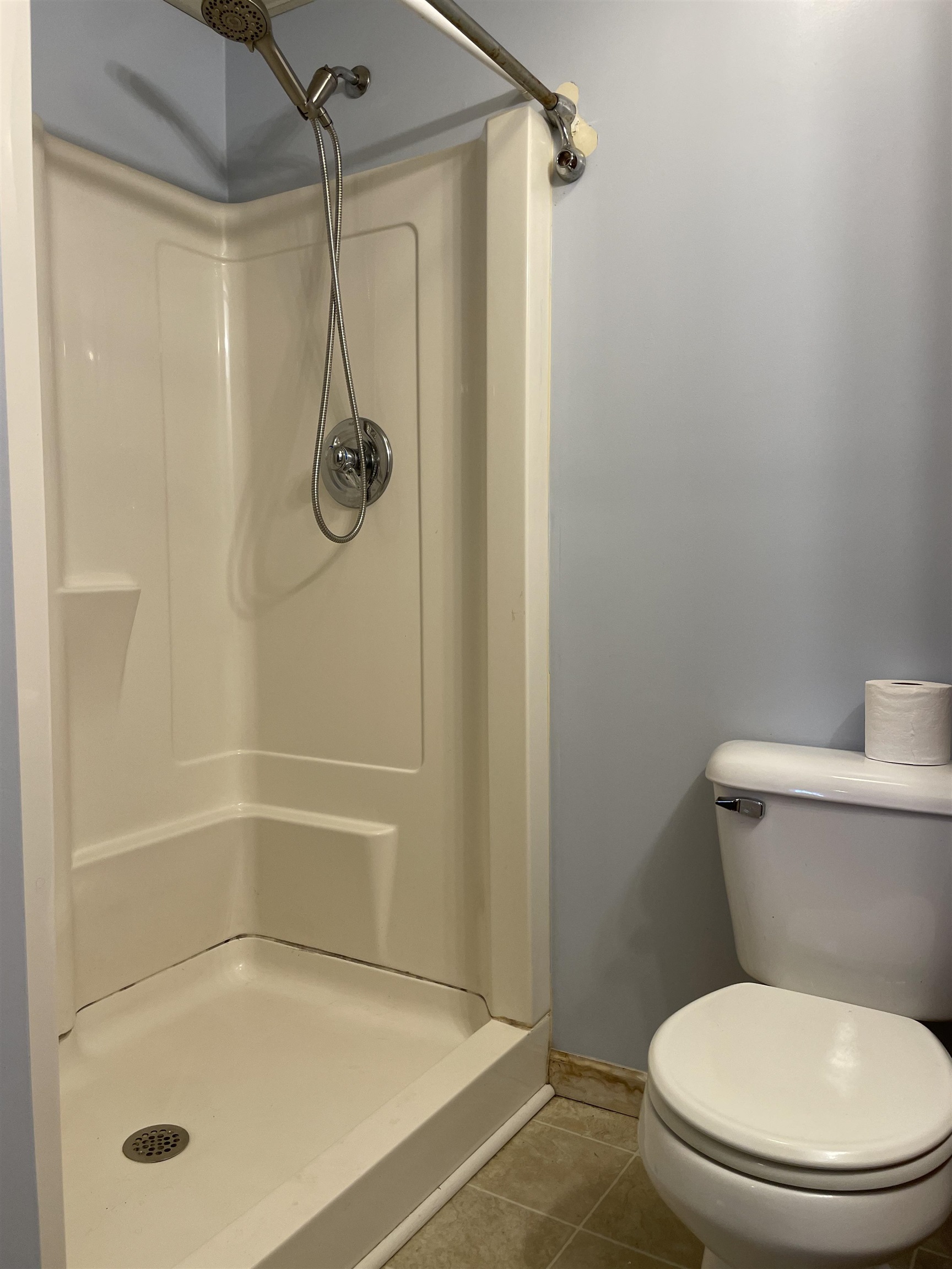 201 Robinhood Road Staunton, VA 24401 - Photo 28 of 34 Basement Full Bath Cont'd