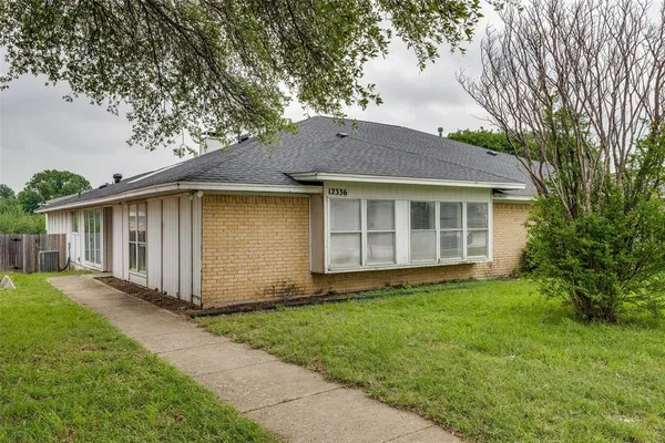 $2,200 | 12336 Ferris Creek Lane, Dallas, TX 75243