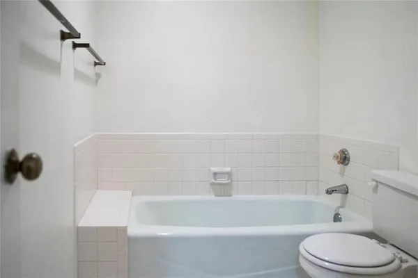 $2,200 | 12336 Ferris Creek Lane, Dallas, TX 75243