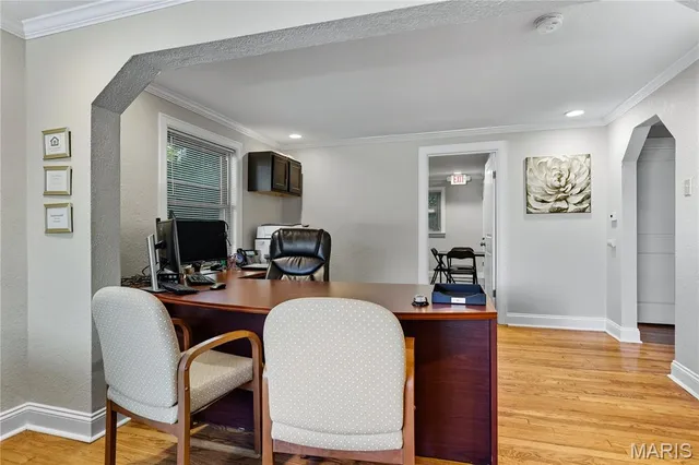 $7,120,000 | 4318 Walker Lane, Normandy, MO 63121