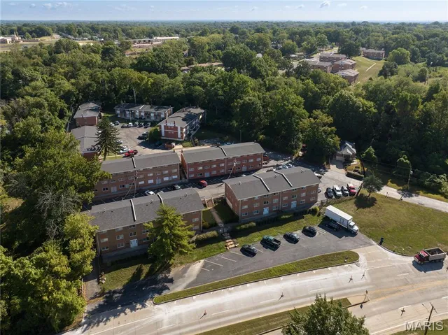 $7,120,000 | 4318 Walker Lane, Normandy, MO 63121