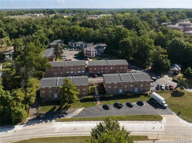 $7,120,000 | 4318 Walker Lane, Normandy, MO 63121