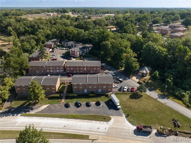 $7,120,000 | 4318 Walker Lane, Normandy, MO 63121