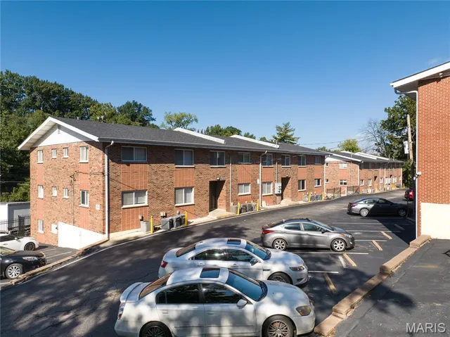 $7,120,000 | 4318 Walker Lane, Normandy, MO 63121