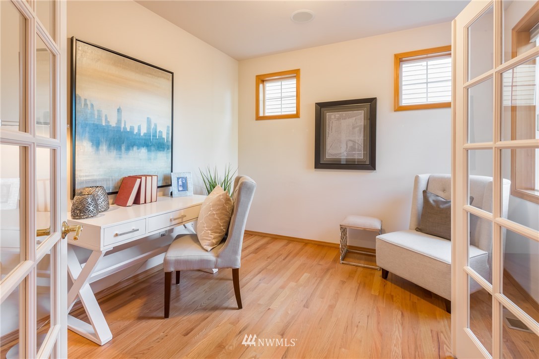 1006 185th Street Southeast Bothell, WA 98012 - Photo 14 of 25