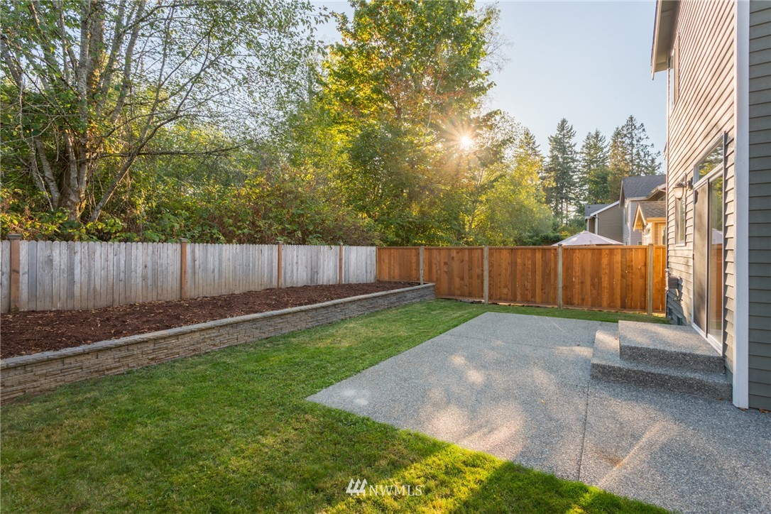 1006 185th Street Southeast Bothell, WA 98012 - Photo 23 of 25
